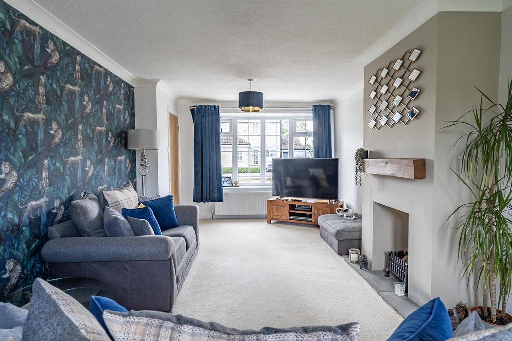 Living room 2
