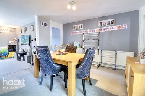 3 bedroom terraced house for sale, Eastbrooks Mews, Basildon