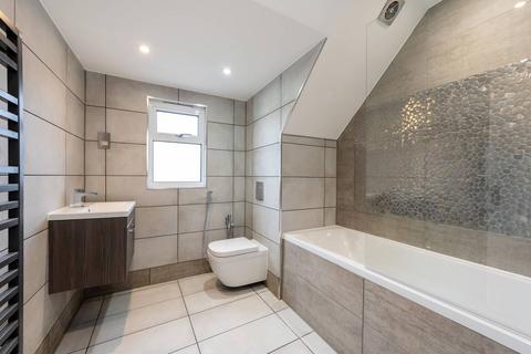 109 Ullswater Crescent, London, SW15 3RE