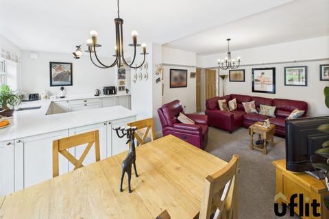4 bedroom semi-detached house for sale, Vernon Road, Rotherham