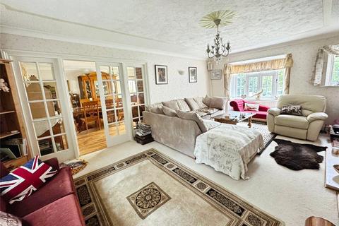 5 bedroom detached house for sale, Baldslow Down, East Sussex TN37