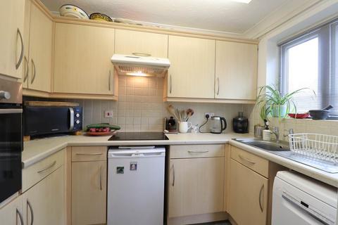 2 bedroom retirement property for sale, Churchill Court, Kelham Gardens Marlborough, SN8 1LD