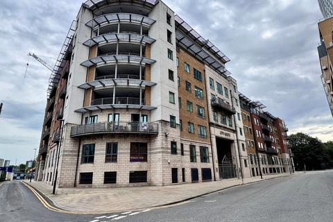 2 bedroom apartment to rent, City Road East, City South, M15