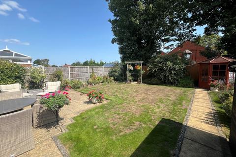 2 bedroom detached bungalow for sale, Rembrandt Way, Spalding