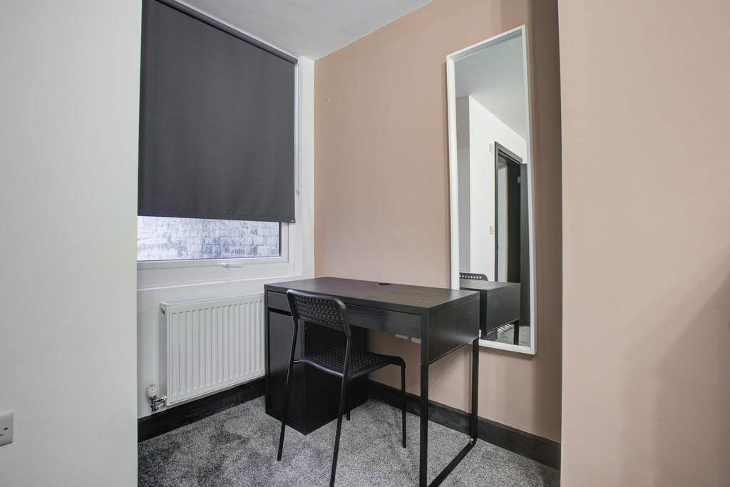Bold Street-Bedroom 1 (desk)