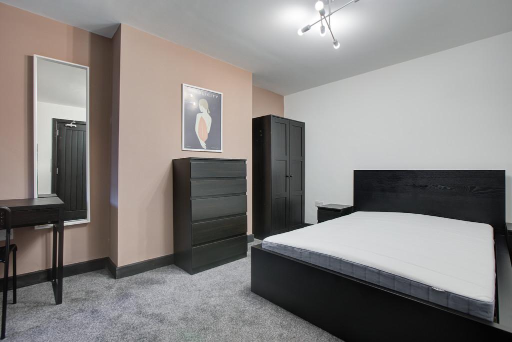 Bold Street -Bedroom 1 (1)