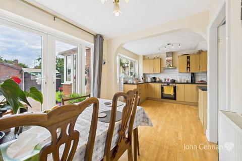 3 bedroom semi-detached house for sale, Lintake Drive, Abbots Bromley