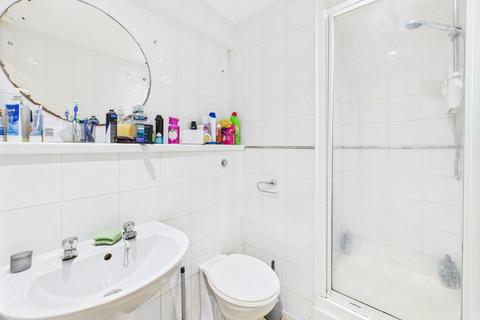 Studio to rent, Mayfair House, City Centre PL4