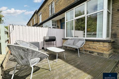 3 bedroom terraced house for sale, The Avenue, Birstall, Batley