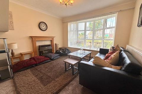 33 Ryefield Avenue, Clayton, Bradford, BD14 6BJ