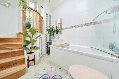 25 Alexandra Road, Bath, BA2 4PW