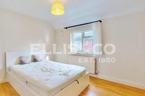 8 Otter Road, Greenford, UB6 9DX