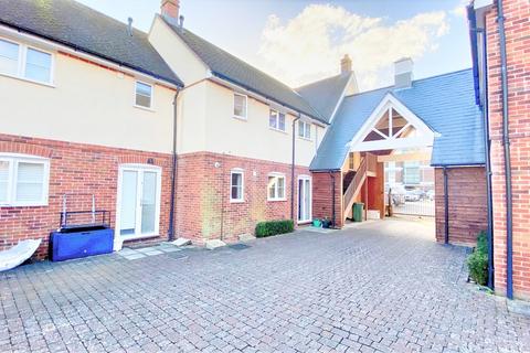 undefined, Chapel Street, Petersfield GU32
