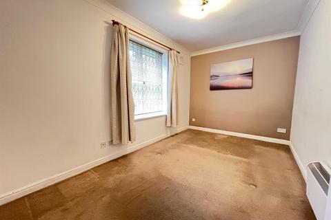 1 bedroom flat for sale, Albert Road, Ilford