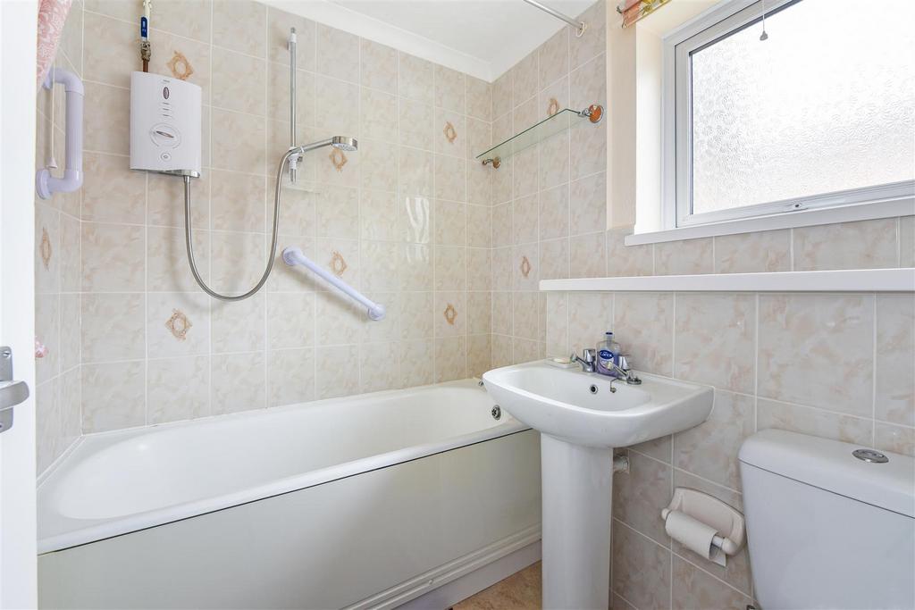 Bathroom.jpg