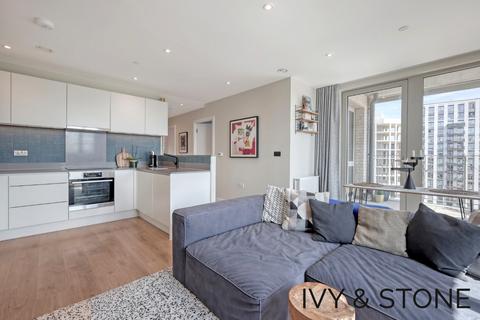 2 bedroom apartment for sale, Copeland Court, London, E16