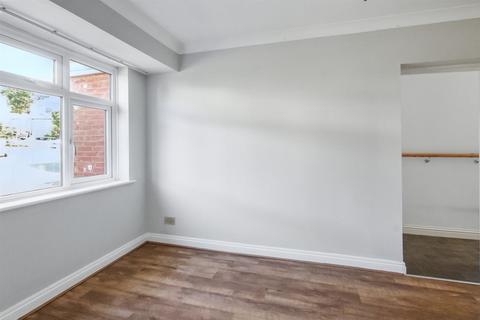 49 Hilley Field Lane, Fetcham, Leatherhead, KT22 9UP