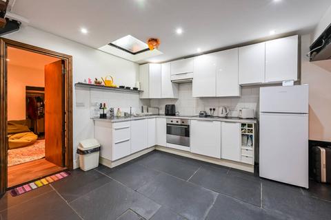 2 bedroom flat to rent, Hackney, London, Bethnal Green, London, E2