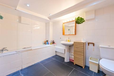 2 bedroom flat to rent, Hackney, London, Bethnal Green, London, E2