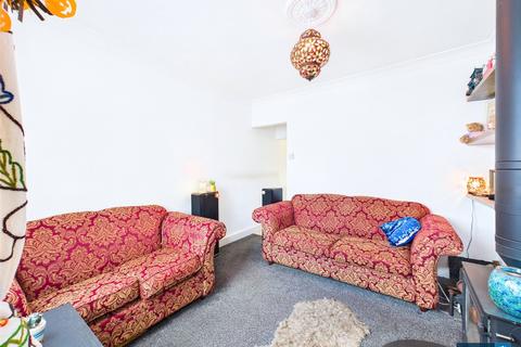 2 Canal View, Stainforth, Doncaster, DN7 5AP