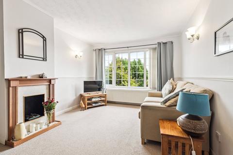 3 bedroom semi-detached house for sale, Invergarry Grove, Thornliebank, Glasgow