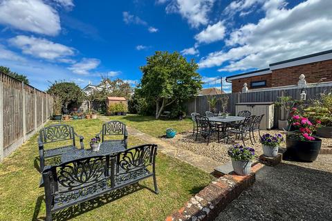 3 Clive Road, Cliffsend, Ramsgate, CT12 5EQ
