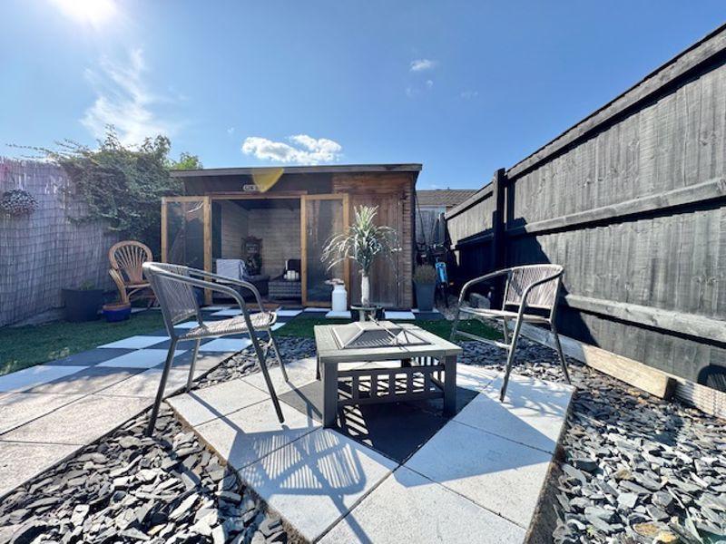 Slab patio area...