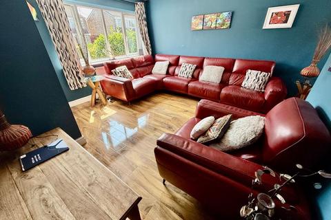 3 bedroom terraced house for sale, Round Moor Walk, Birmingham, B35 7HP
