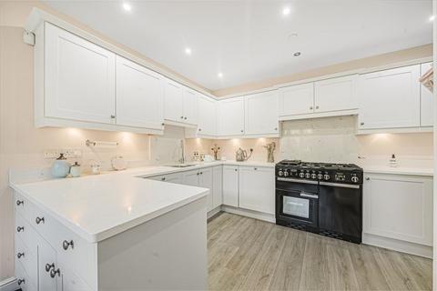4 bedroom detached house for sale, Fairway, Bexleyheath