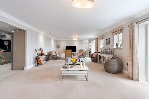 undefined, Apartment 13 Kensington Place, Onchan