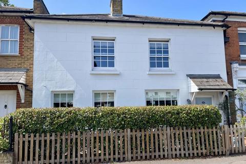 undefined, High Street, Esher