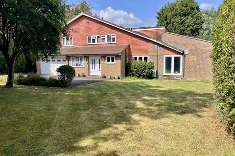 5 bedroom house for sale, High Foleys, Esher