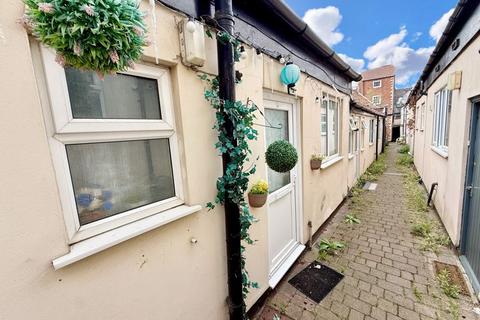 undefined, Elmer Street North, Grantham