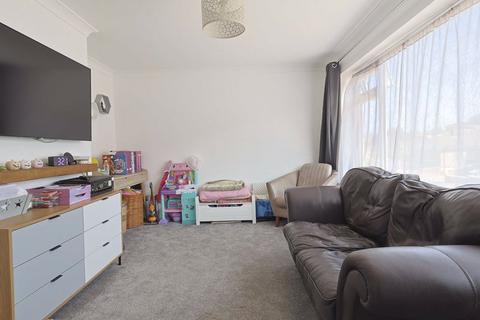 17 Chestnut Drive, Brixham, TQ5 0DB
