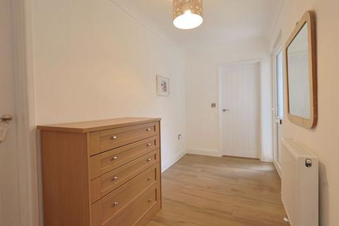 17 Chestnut Drive, Brixham, TQ5 0DB