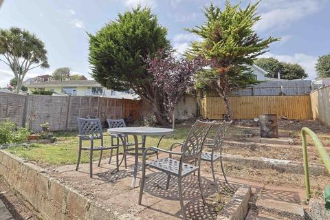 17 Chestnut Drive, Brixham, TQ5 0DB