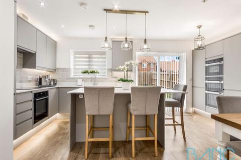 3 bedroom semi-detached house for sale, Goffs Lane, Goffs Oak EN7