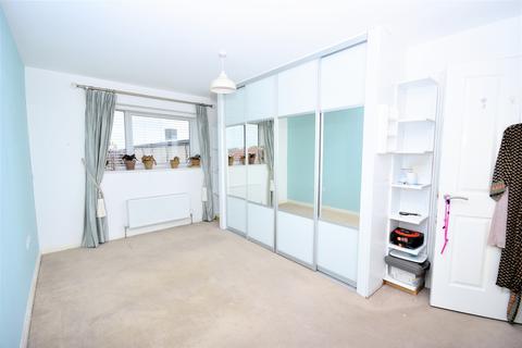 2 bedroom apartment to rent, Aylesbury HP19