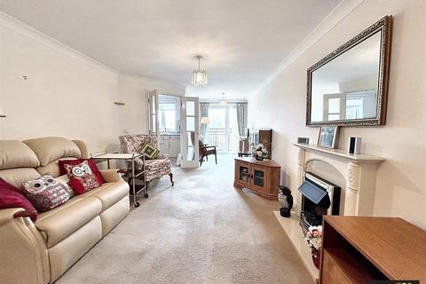 2 bedroom retirement property for sale, HARDYS COURT, DORCHESTER ROAD, LODMOOR, WEYMOUTH