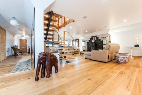 undefined, Berry Hill Road, GL7