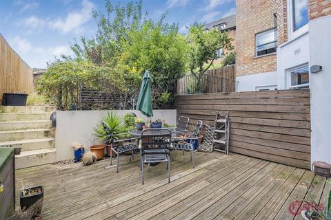 2 bedroom ground floor flat for sale, Melrose House, Hillfield Avenue, N8
