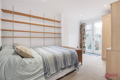 2 bedroom ground floor flat for sale, Melrose House, Hillfield Avenue, N8