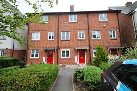 4 bedroom house to rent, Kingshill Drive, High Wycombe HP13