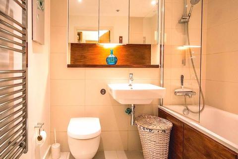 1 bedroom apartment for sale, Dock Head Road, Chatham