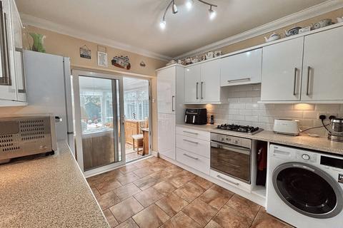 3 bedroom detached bungalow for sale, Poole BH12