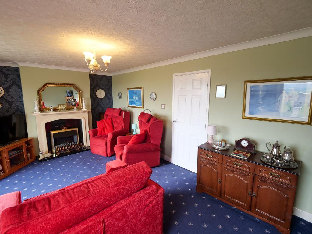 Lounge Dual Aspect