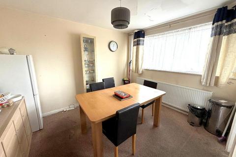 undefined, Vauxhall Park, Luton LU2