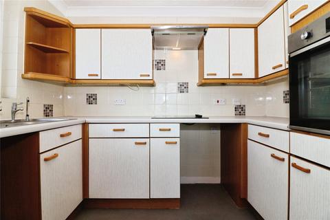 2 bedroom apartment for sale, Stirling Court, Churchtown PR9