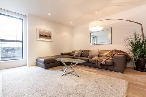 1 bedroom flat for sale, Piazza Residences, Bull Inn Court, Covent Garden, London, WC2R