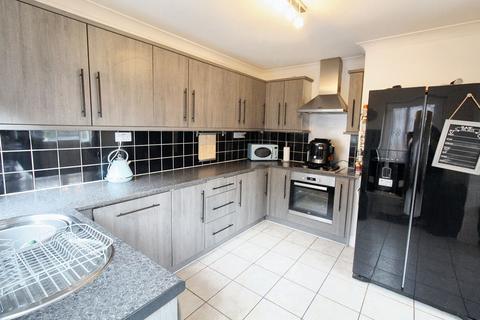 5 Dunbar Close, Connahs Quay, Deeside, CH5 4XY